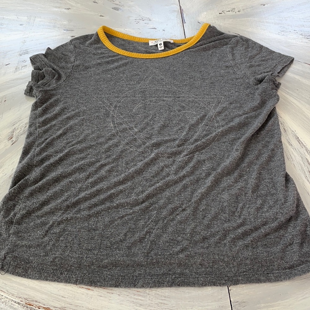Moon and star graphic tee